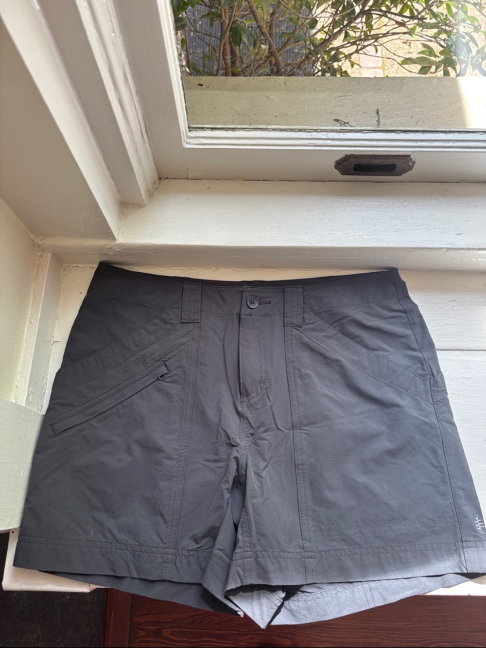 Royal Robbins Women’s Gray Shorts